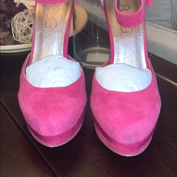 Suede 🎀 Heels - Picture 5 of 5